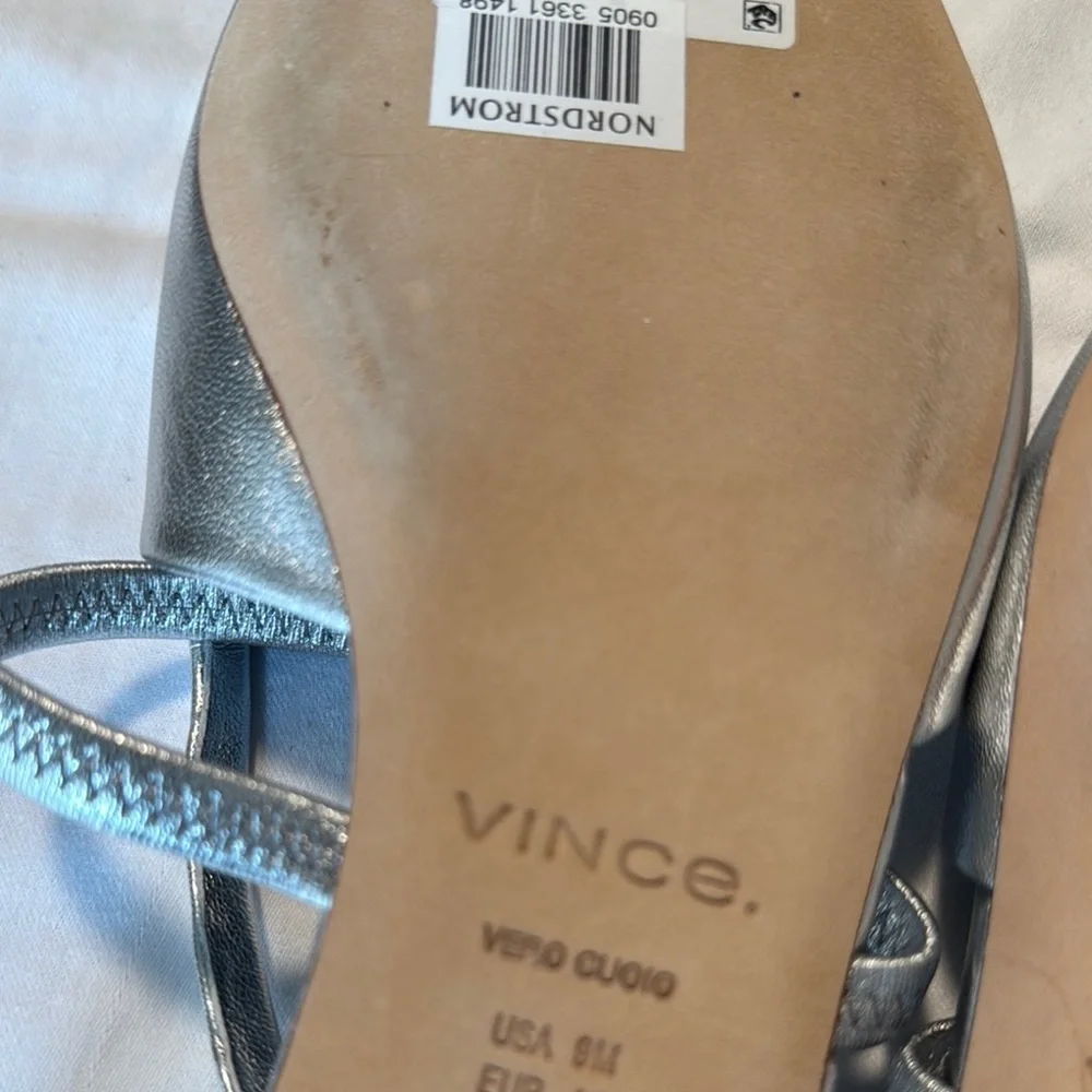Vince
Bernice Slingback Flat - Picture 7 of 8